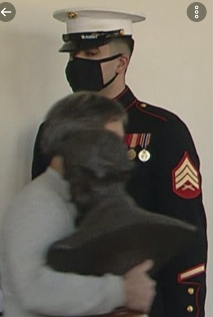 DavidManOnFire's tweet photo. That Marine --> https://t.co/MdWthu1Hew