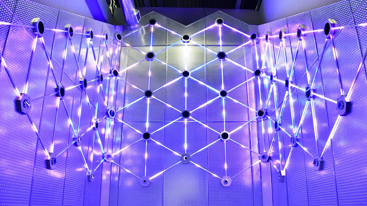 seismique's tweet image. connected ... #Seismique #SmoothTechnology