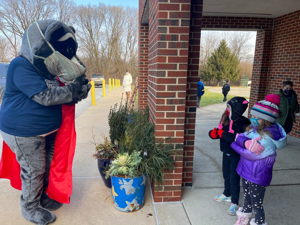 Reggie The Raccoon tweet media