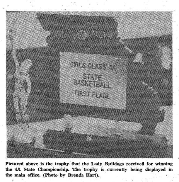 PitCentralHS's tweet photo. #TBT
SWMO tends to forget. There isn't a banner in The Pit to proclaim it (?), the 83-84 @CHSLadyBulldogs went 30-2 &amp; were State Champs!

One of the best SGF teams ever was led by AllState'rs Trina Osborne &amp; Angie Marshall, &amp; PG Kim Johnson (Blalark, Ms. B!)

#BulldogRoots #Pit90 https://t.co/PtYY6e6TAn