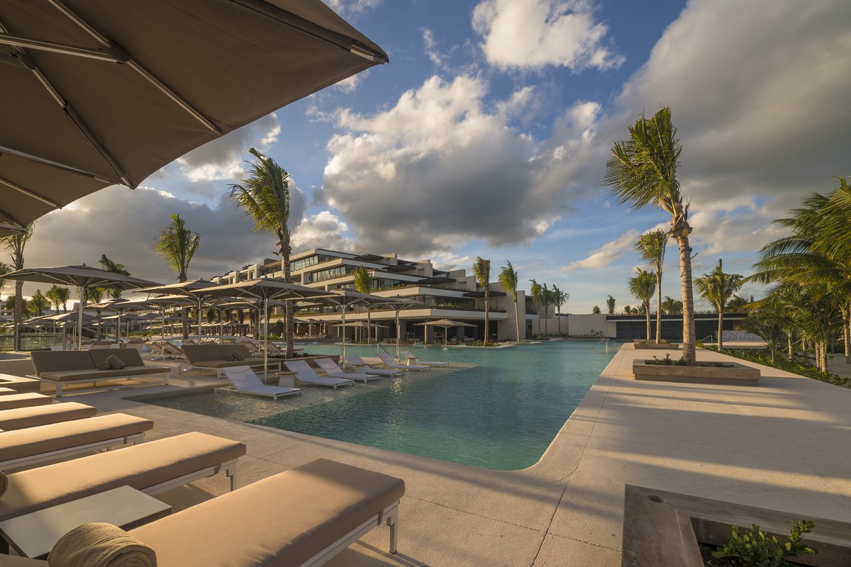 AtelierDH's tweet photo. Te esperan unas vacaciones de ensueño en ATELIER Playa Mujeres. Dale RT si nos visitarás pronto. #ATELIERdeHoteles

Click ➡ https://t.co/E5y1Lj98YW https://t.co/4rcYlnIswC