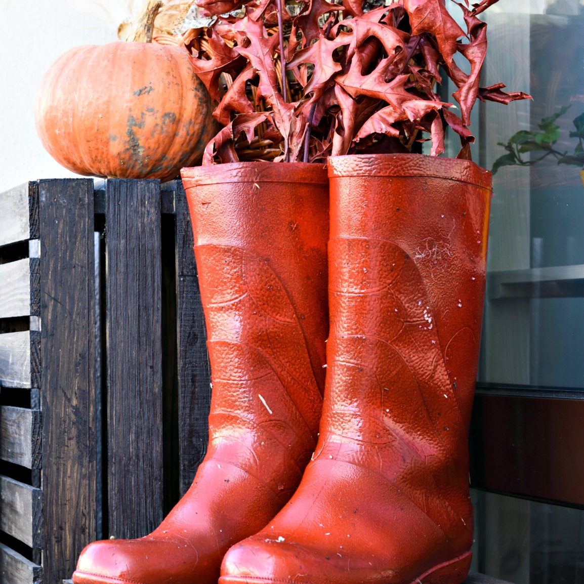 FunCrafts's tweet image. Easy DIY Door Stops - I make my own doorstops! (They're easy to make.) Here are all of the DIY door stops I've made using everyday household items + A few homemade doorstops from other creative people that are super cool. bityl.co/4Z9i