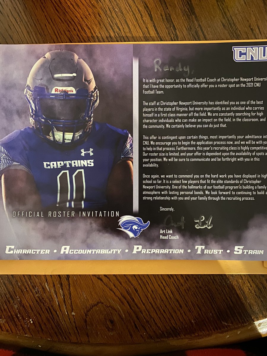 CNU showing love !!!! @FBCoachMariani
