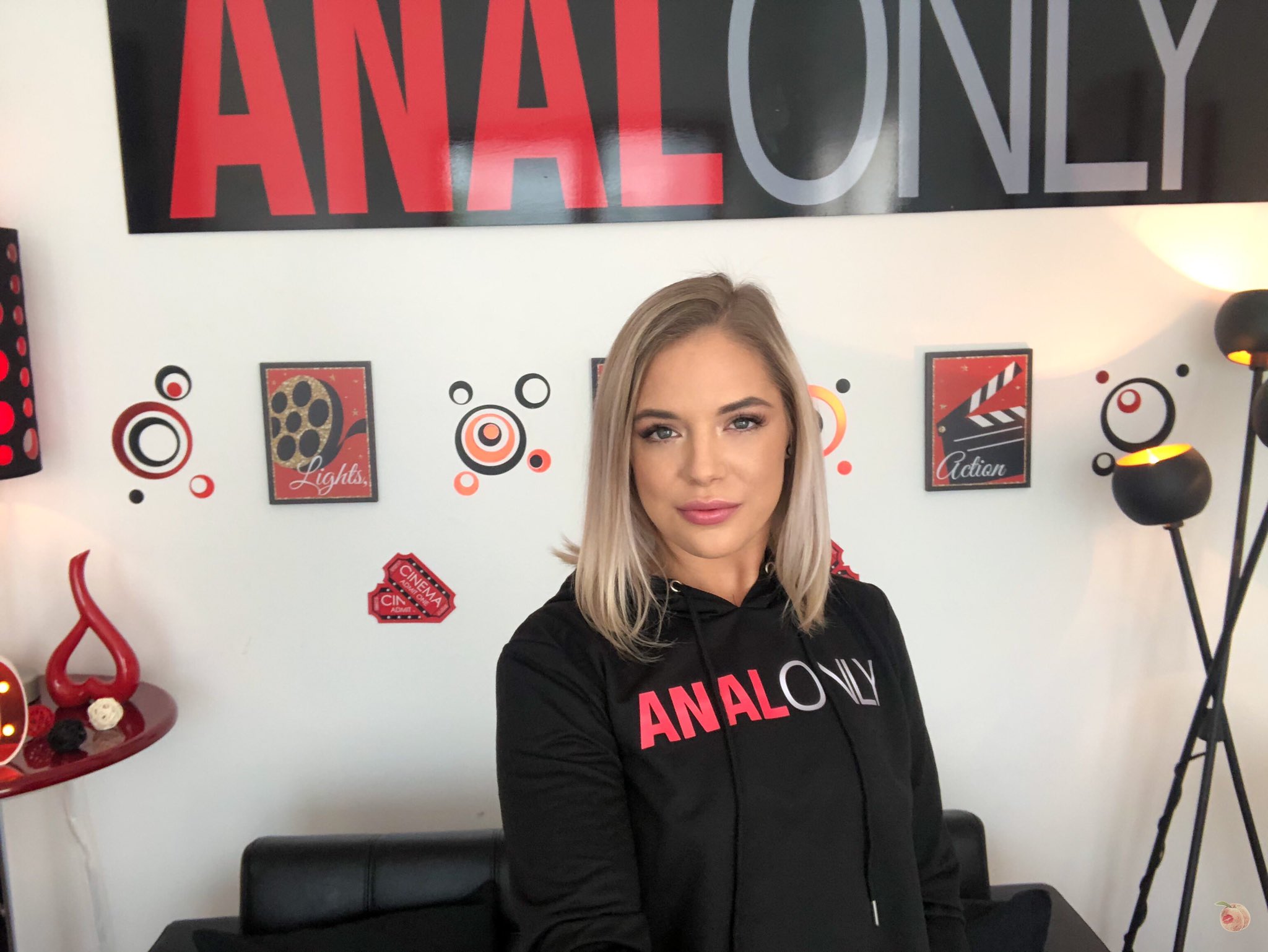 TW Pornstars - 2 pic. Lana Analise. Twitter. Loved this set, thank you for having me @AnalOnly