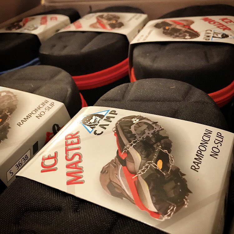 IcicleUK's tweet photo. UK Snow! βοΈβοΈπβ οΈπ₯Ύ With deep snowfalls across the North today and tonight, our new delivery of Micro-Spikes has come just in time!
π Β£29.99 a pair π
β
https://t.co/H6Ns3K1UQb
#microspikes #icemaster #snow #uksnow #ukwinter #windermere #shoplocal #lakedistrict #cumbria https://t.co/8s8wDa3YXC