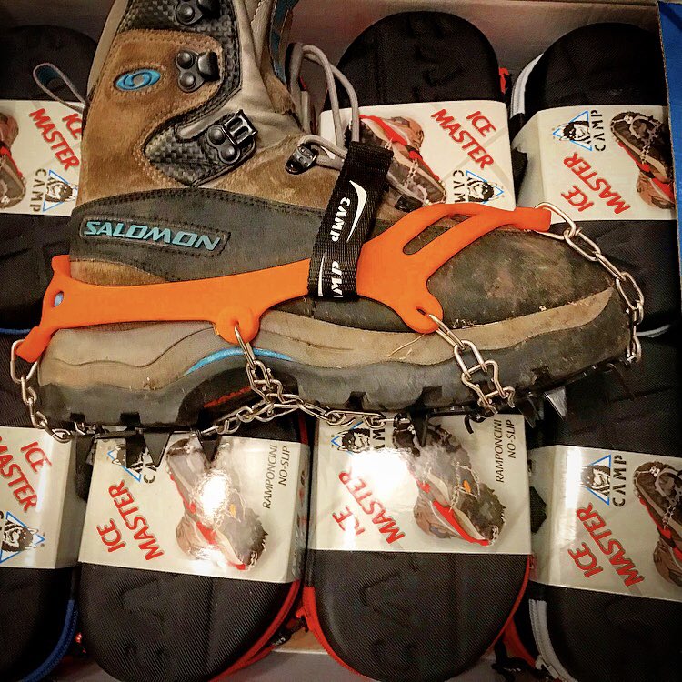 IcicleUK's tweet photo. UK Snow! βοΈβοΈπβ οΈπ₯Ύ With deep snowfalls across the North today and tonight, our new delivery of Micro-Spikes has come just in time!
π Β£29.99 a pair π
β
https://t.co/H6Ns3K1UQb
#microspikes #icemaster #snow #uksnow #ukwinter #windermere #shoplocal #lakedistrict #cumbria https://t.co/8s8wDa3YXC