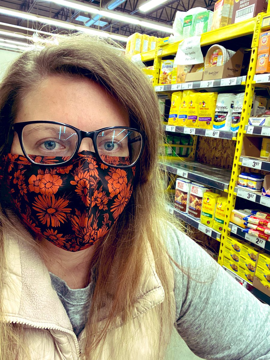 Anyone else struggle with always looking dead in the eyes wearing a mask? 😂 I’m smiling in this dang photo! #COVID