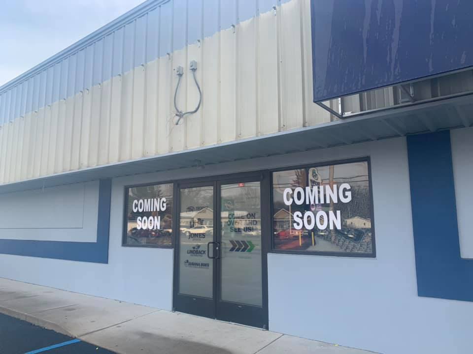 TrophyHouseTGG's tweet photo. Sneak Peek 👀
Thanks to our sister company Source One Digital for creating the awnings for our new location 2330 Henry St. Muskegon. We are getting closer!! 🎉 https://t.co/x7h3hLVGLG