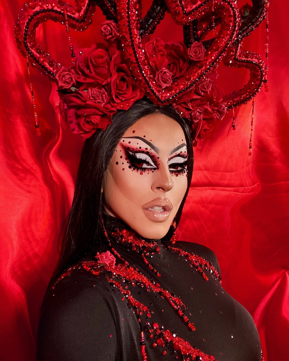 TheCValentine's tweet image. Roses sure are RED! Category is... #DragRaceUK ENTRANCE! ♥️ I’m going to burst with pride, overwhelmed-ness, excitement, LOVE! 😭

@dragraceukbbc @WorldOfWonder