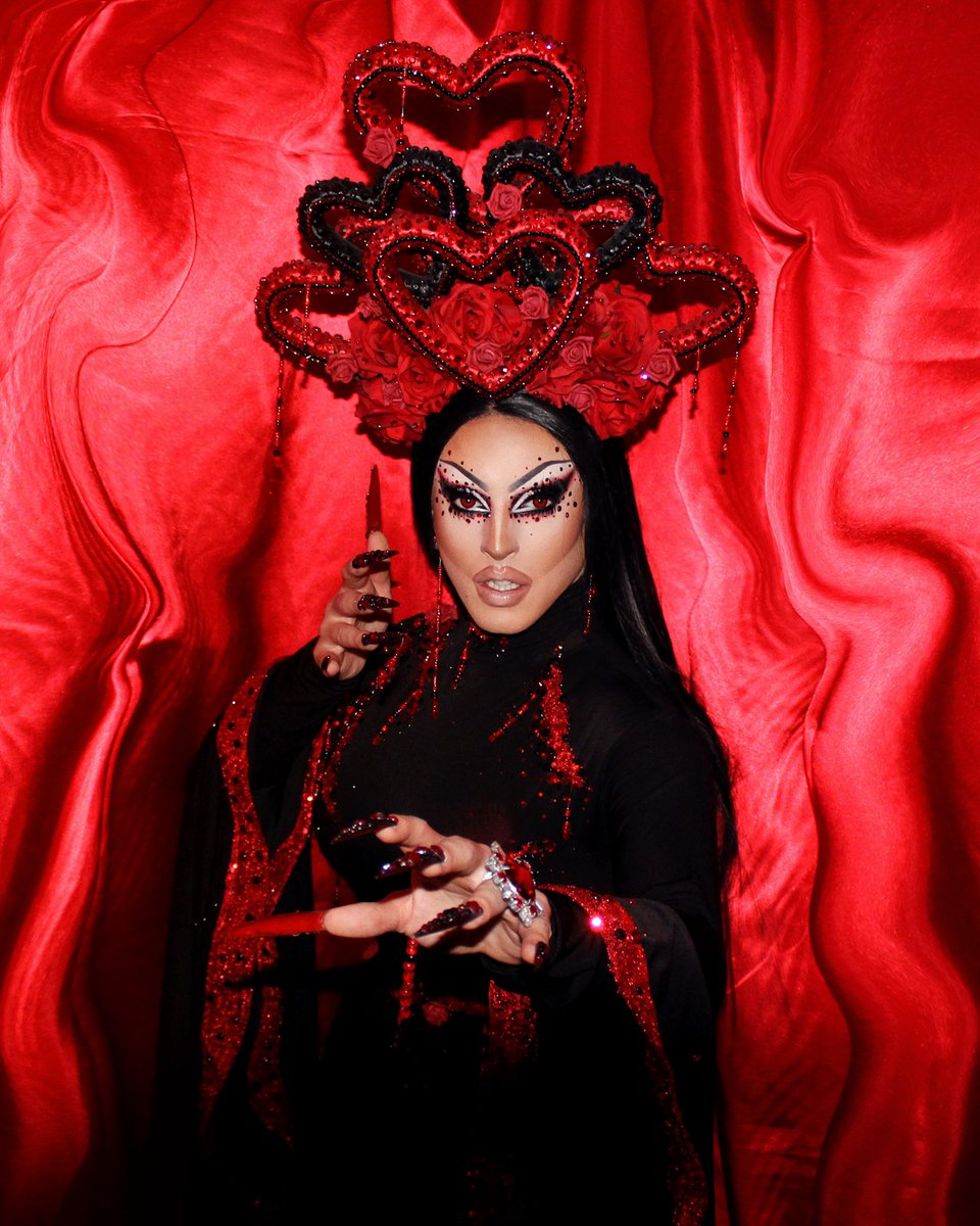 TheCValentine's tweet image. Roses sure are RED! Category is... #DragRaceUK ENTRANCE! ♥️ I’m going to burst with pride, overwhelmed-ness, excitement, LOVE! 😭

@dragraceukbbc @WorldOfWonder