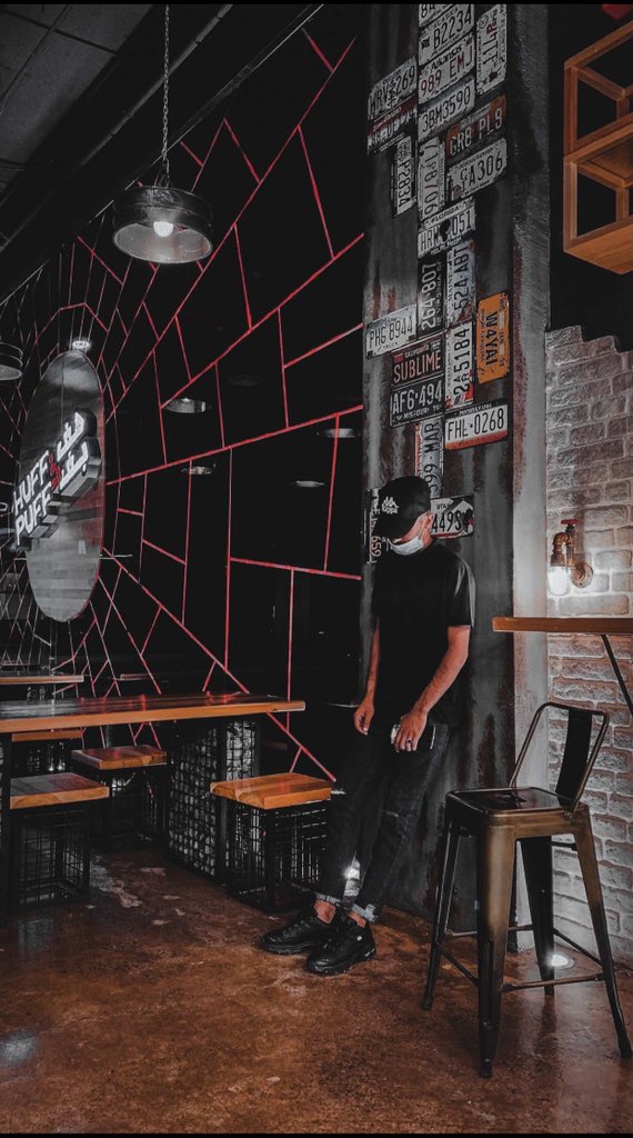 1m8_r's tweet image. 