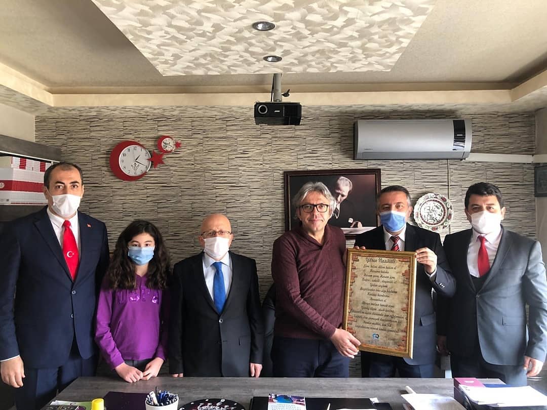 Ankara Çankırılılar Derneği Başkanı Sn.Aydın Öksüz, Başkan V. Sn.Hasan Kaya ve Ankara Uluslararası Batı Karadeniz Birliği Platformu Genel Başkanı Sn.Tuncay Gençer ve beraberindeki heyet Genel Merkezimizi ziyaret ettiler.
Teşekkürler 👏
<a href="/ademcilek/">Adem ÇİLEK</a> <a href="/uledef/">Uledef</a>