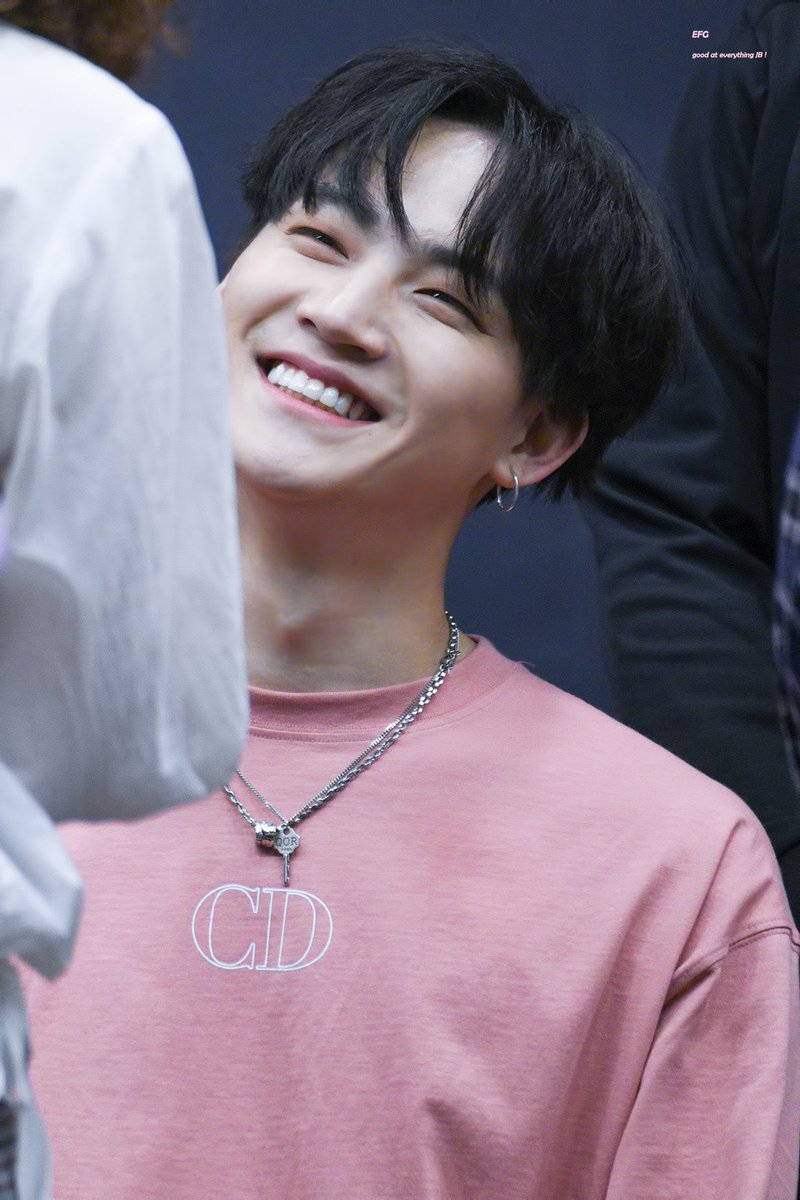 jaebeom looking at ahgases: a thread