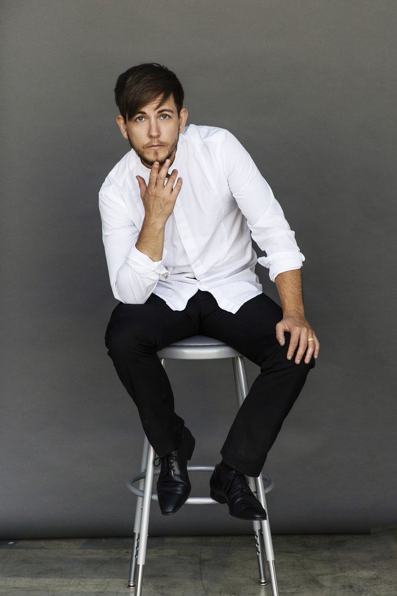 Hi my wonderful friends! Sorry that I’m the worst tweeter of all time. (Follow my Insta) Here’s a Podcast interview I just did. It’s my “coming out” story if you’re interested: comingoutpod.libsyn.com/episode-129-al… 💙