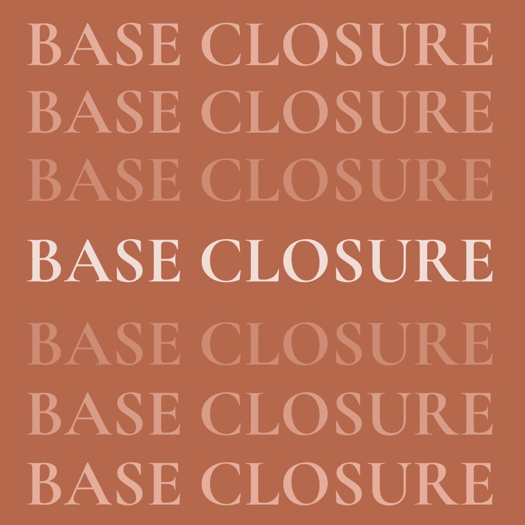 Offutt_AFB's tweet photo. Due to inclement weather, the base will only be open to mission essential personnel on Jan. 15, 2021. Facilities and appointments will remain open. https://t.co/0KCQ1gx9Ad