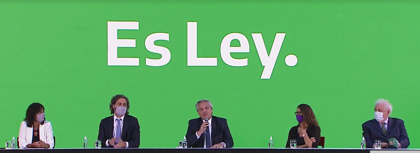 ✊ Promulgación de la ley de IVE 💚

Día histórico 💚💚💚

#EsLey