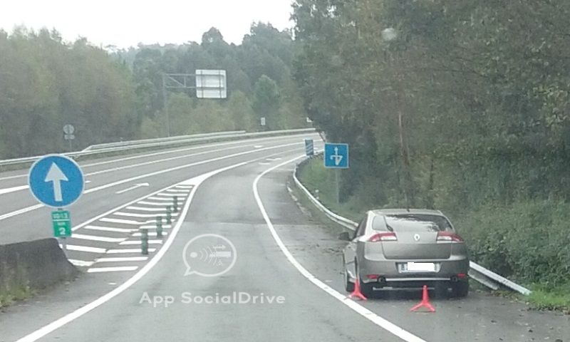 SocialDrive_es's tweet photo. D. Solo si es uno de nuestros radares móviles https://t.co/yHNntkZOK8
