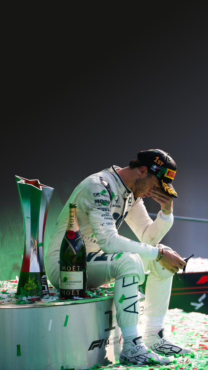 TRLReal's tweet photo. A picture that speaks a thousand words #F1 @PierreGASLY #ItalianGP #Monza https://t.co/yz08SdwWXa