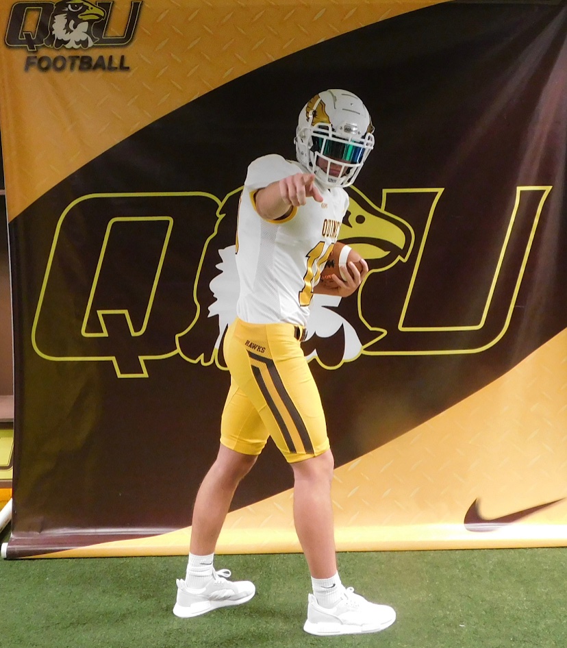 bmblackwell10's tweet photo. Proud to say I am now a Hawk!! @QUFootball @CoachBorghardt @GaryBassQU #committed #FFF #PWAV https://t.co/uTHsvZEta3