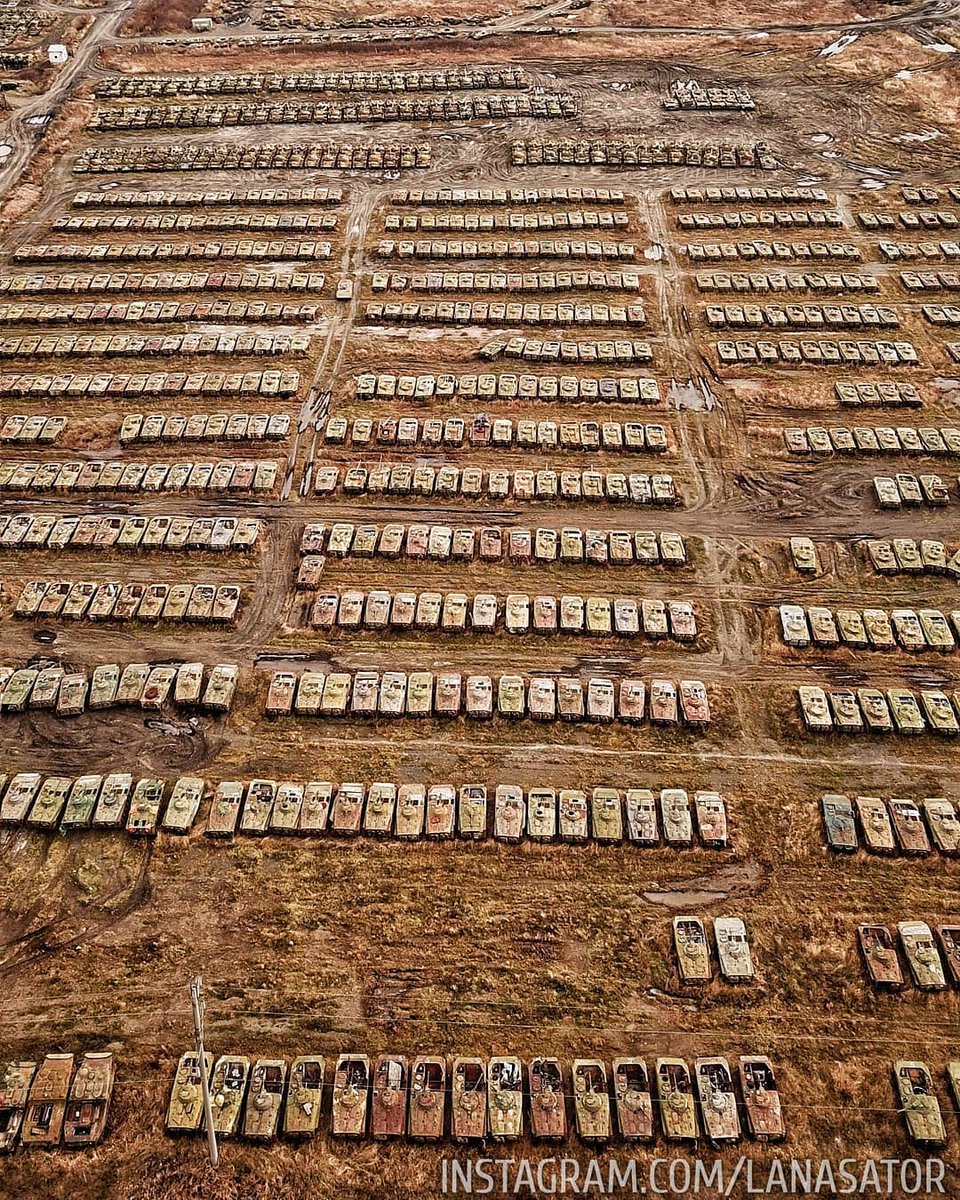 More photos from that Russian military storage depot in the Far East. 2/ https://www.instagram.com/p/CGrrEKqAnsA/ 