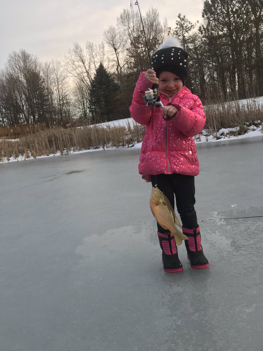 Coach_Sikora's tweet photo. Just like dad #DadLife #GillSlayer #MatchingJackets https://t.co/eg4GcKmiiC