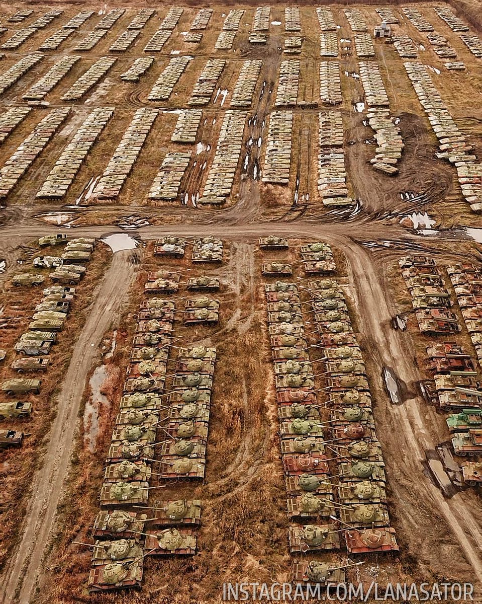 More photos from that Russian military storage depot in the Far East. 2/ https://www.instagram.com/p/CGrrEKqAnsA/ 