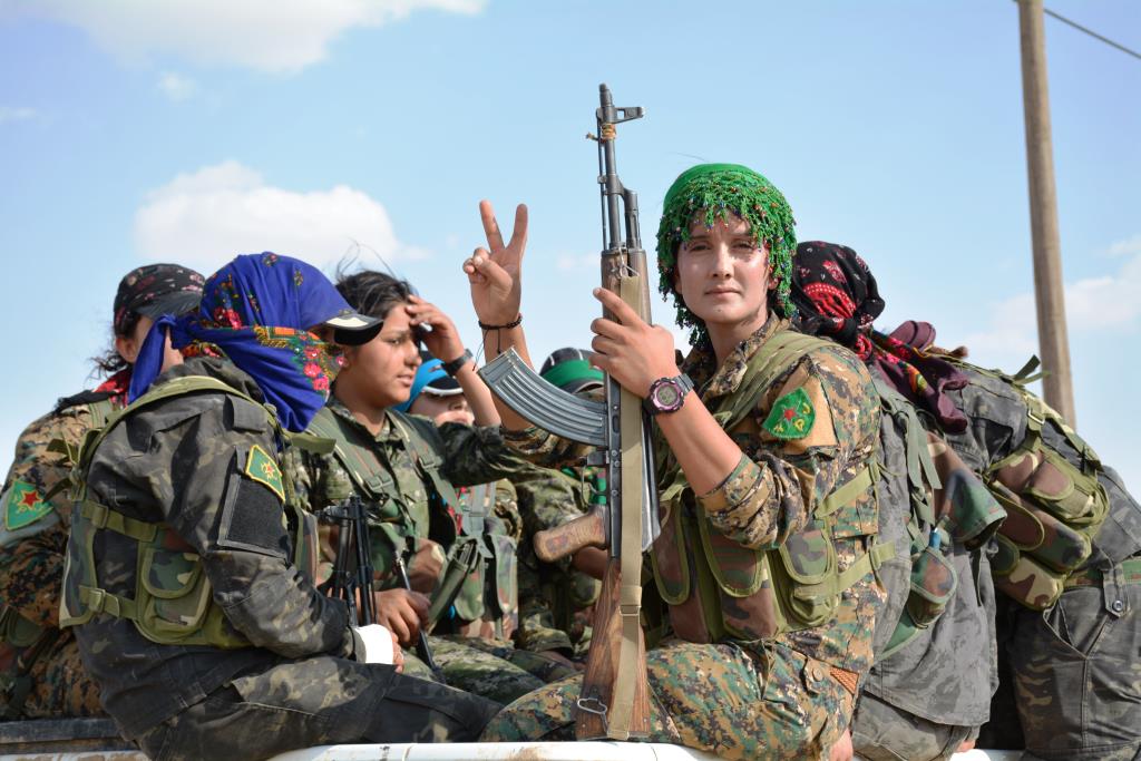 Nino_Pandari's tweet photo. #YPJ #YPG #FreeRojava #FreeKobane Volle Solidarität an die Kämpfer*innen des #YPJ und des #YPG! Sie kämpfenen einen antifaschistischen Kampf gegen das Nazi Regieme Türkei unter Erdoğan! Sie opfern ihr Leben für die Allgemeinheit. Sie haben den IS besiegt. Danke ✌️ https://t.co/llph8UmG73