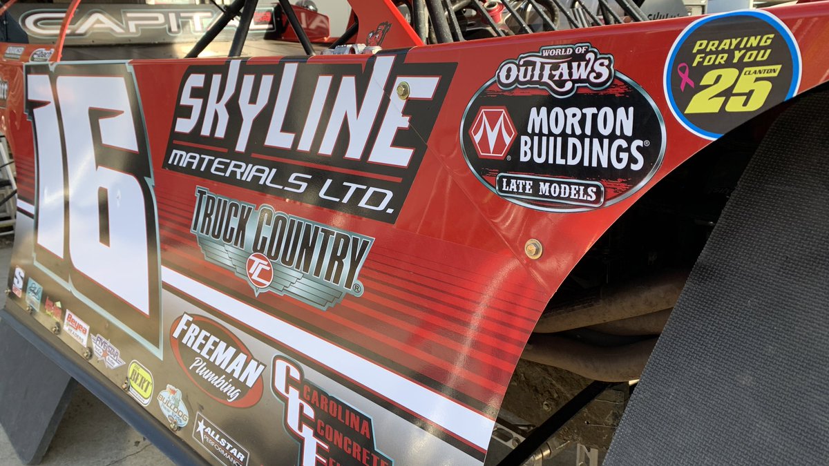 ColePerkins12's tweet photo. Several drivers are carrying special decals on their car this weekend honoring “The Georgia Bulldog” @clanton25.

Shane has recently been fighting both COVID-19 and pneumonia. Keep him in your prayers as well as @m_clan25.
#SunshineNats https://t.co/KzPhvDOwUz