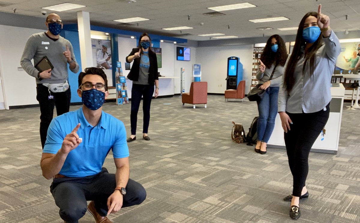 Great visit from <a href="/reynaolivo1/">Reyna Olivo</a> and @zcabrera02 today! Colonial is commited to growing and winning in 2021! #EastColonialFire 🔥 #YaTuSabe