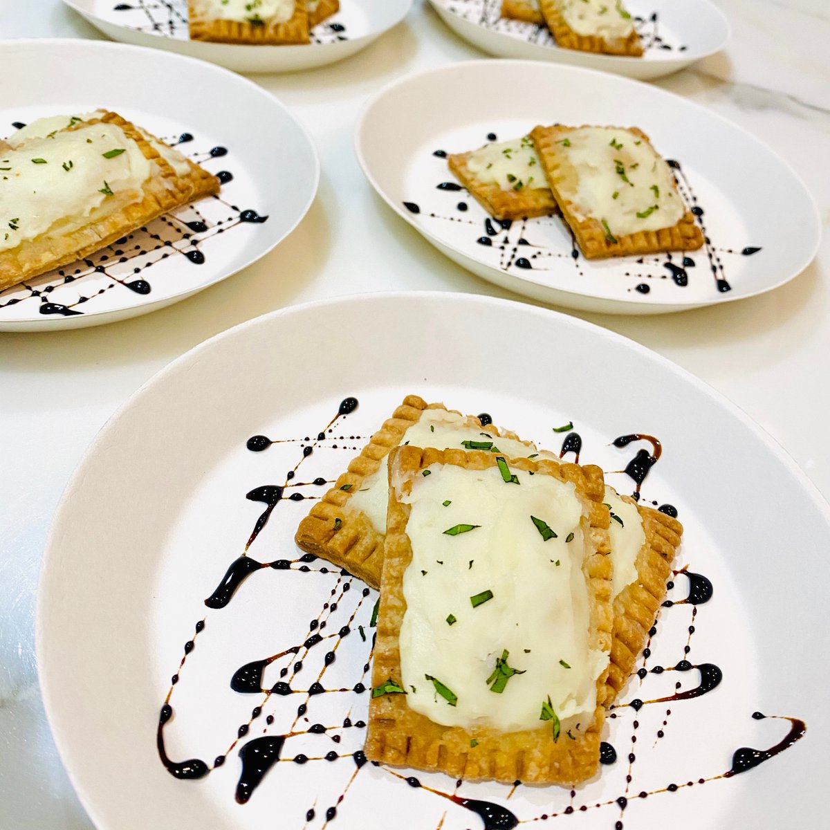 Poptarts for dessert? Yes, please. 📸  Chef Nico Shumpert