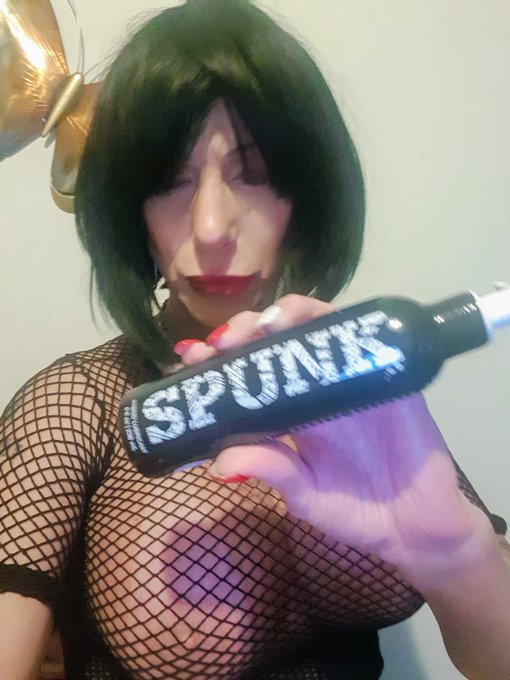 Got #Spunk?  I got mine 🍆 Now go get your @SpunkLube  #TheBestLube #PUMP https://t.co/aUDg5SNczy<a href="/tag/spunk"class="tags">#Spunk</a><a class="tags" href="/tag/spunklube">@spunklube</a><a href="/tag/pump"class="tags"><span>#pump</span></a><a href="/tag/thebestlube"class="tags"><span>#thebestlube</span></a>
