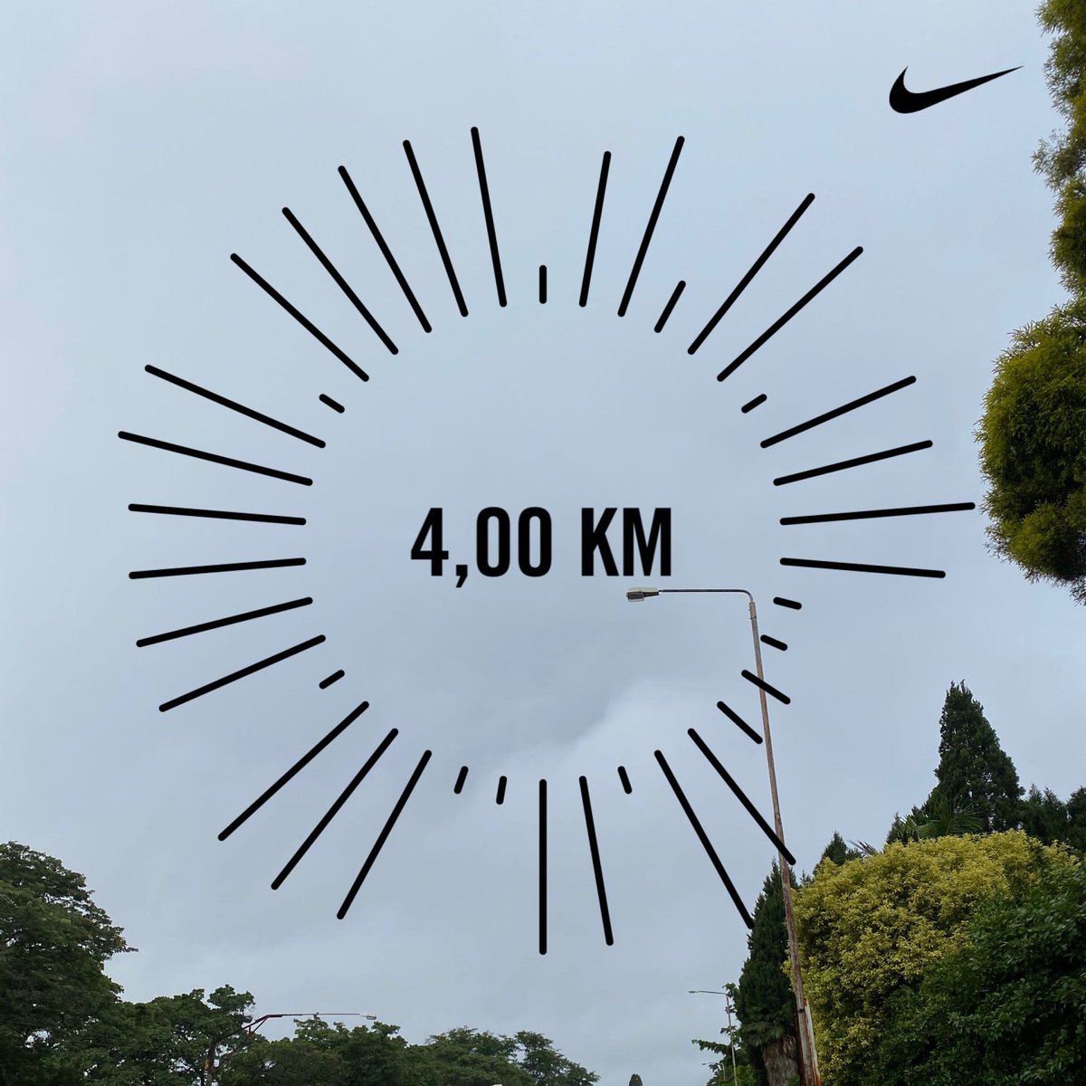 SmangaMad's tweet image. It’s raining... soaking run, but a run nonetheless! 

#Lockdownrun