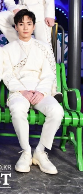 Erv3Yp6VkAE2kuX?format=jpg&name=small