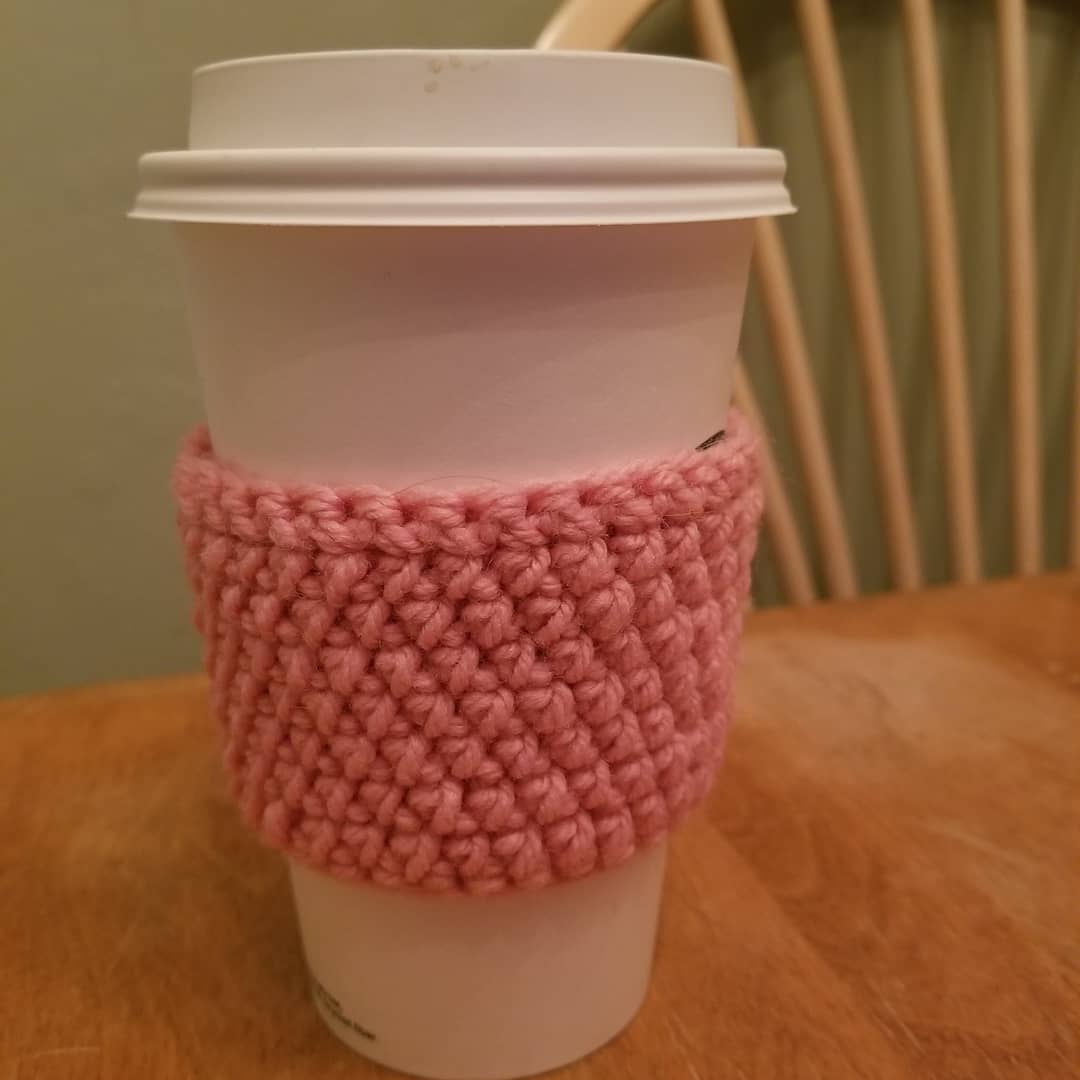 AlyCatCreations's tweet photo. Pretty in Pink! Ecofriendly Coffee Cozy
https://t.co/0XlIEb0kDr
#cupsleeve #cupcozy #cupcozies #cozy #drinksleeve #ecofriendly #coffeecuff #icedcoffeecozy #etsy #handmadebusiness #homemade #handmade #shopsmall #smallbusiness
#coffeetime #Coffee #coffeelover #coffeelovers #pink https://t.co/Ei1TS0YPha