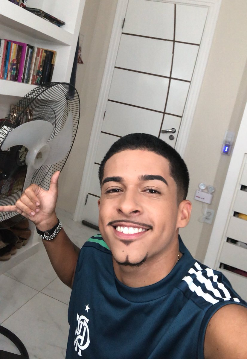 Dgcitandopvtofc's tweet photo. Perdi o tt de 13k rapaziada,me seguem nesse novo aqui♥️😪 https://t.co/FSYiXSen4N