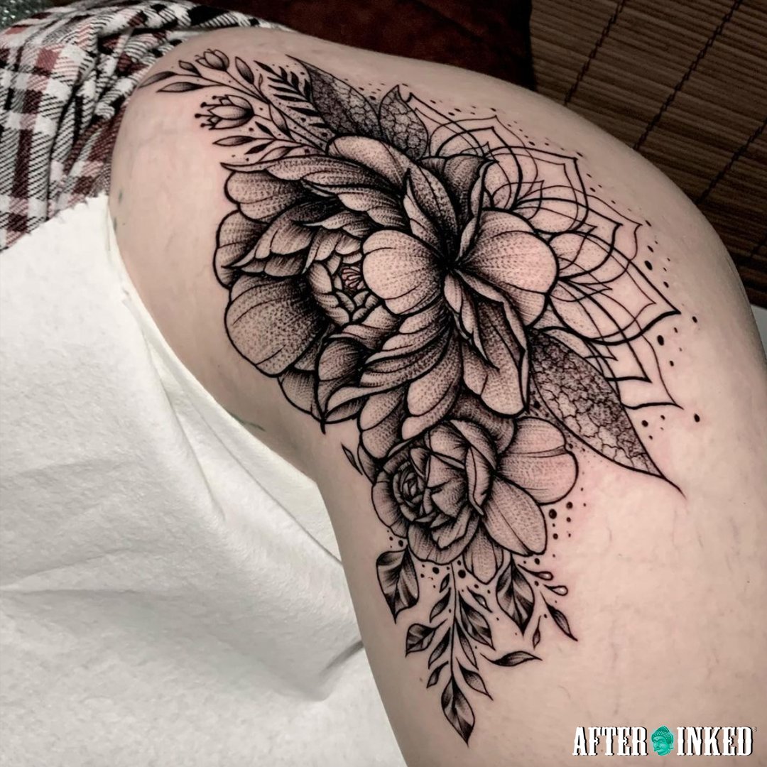 AfterInked's tweet photo. #Thursdate #ThoughtfulThursday #ThursdayThoughts #TGIT #afterinked #proudusers #formulatedforperfection #afterinkedeveryday #tattooaftercare #vegan #love #wedding #floral #bride #beautiful #nature #bouquet #fashion #flower #florist #beauty #valkiriart_tattoo #visualinkstudio https://t.co/yNqIqnn17c