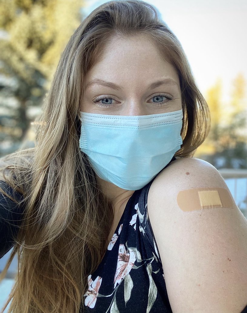 Carlyescott's tweet photo. ✅ Vaccinated 1/2.
So why get the vaccine if you are medically able?
- Hope to protect others! 
- Hope to protect myself 
- Hope to be able to hug, have social gatherings, and play sports
- Hope to travel!✈️
- Hope to recover the economy etc...
Stay POSITIVE, but test NEGATIVE! https://t.co/neVcinEUh2