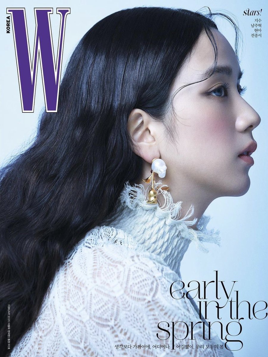 IAMFASHlON's tweet photo. Jisoo of Blackpink scored not one, but three covers for the February Issue of W Korea. 

Photographed by Kim Hee Jun. https://t.co/GXU7J6eF5x