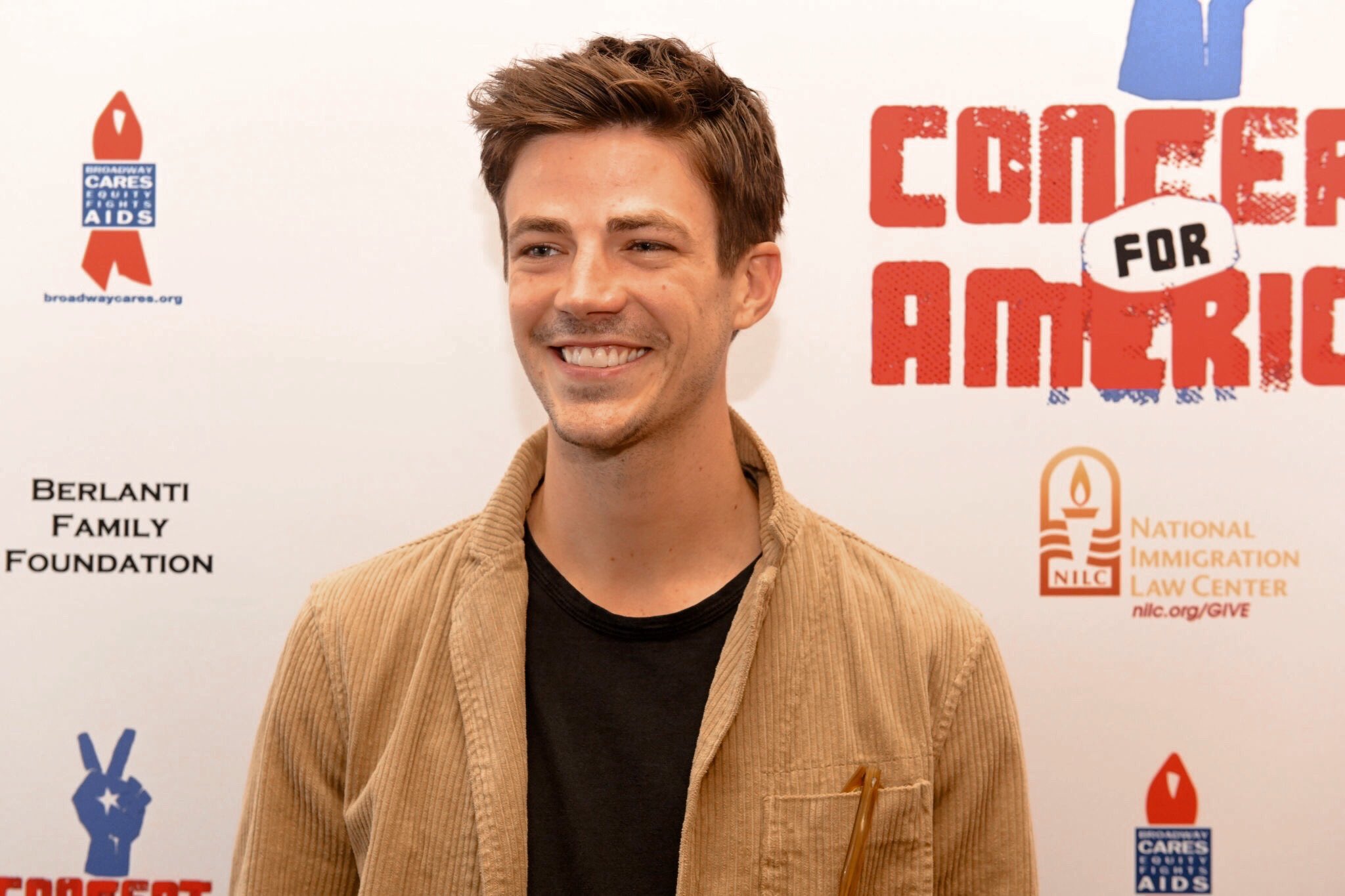 Happy Birthday to this amazing human being 
You deserve the Best 
Happy 31 Grant Gustin 