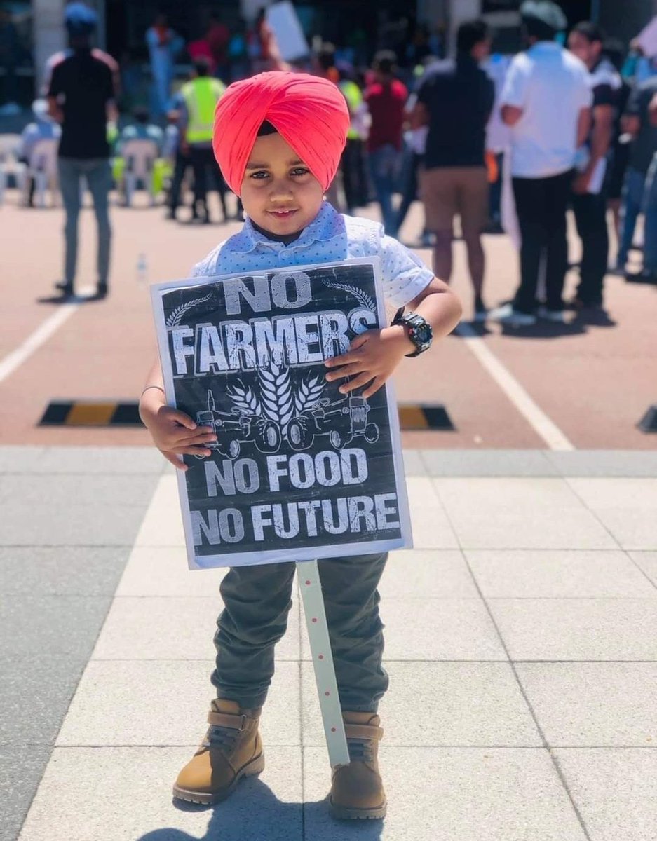 Save our Farmers 👳
Save our  Nation.. 🇮🇳

We stand with farmers ✊ 
#9वार्ता_दौर_बिल_वापस_की_और
@Comradepawan1
@VijayPrakashJi @drsabirsyed
@PragpuraPilot @PravinSinghal92 @YogeshM39 @kumarpa53881895 @GandhiGholu
@DHARAMGOUP
@Induba744744
@UshaChaudhar1
@pavan_chandwada