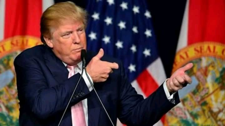 Vicente73977721's tweet photo. Al bueno para nada, inútil congénito y Nerón frustrado se le acaba el tiempo para incendiar el mundo... #ByeByeTrump ¡Apestas! https://t.co/IU08kD6zmj