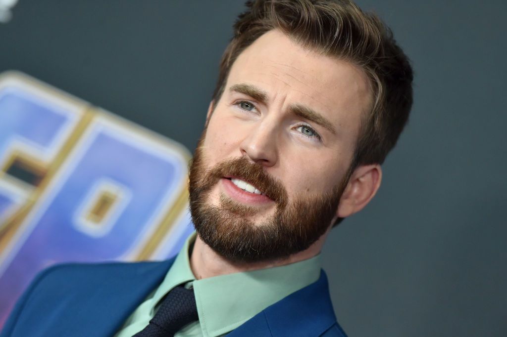 Chris Evans Reportedly Set To Reprise His Role As Captain America - naijarepublic.com/chris-evans-re…