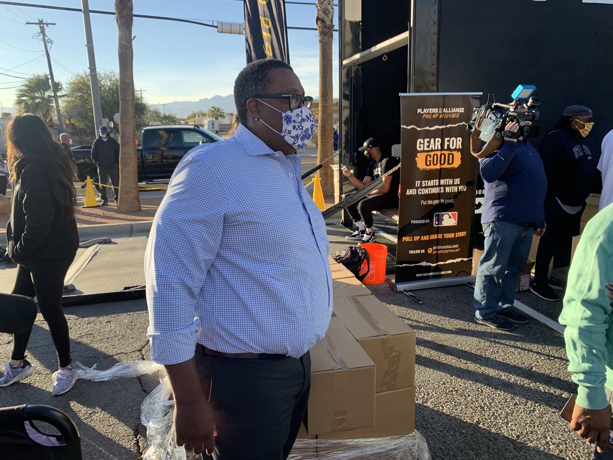 CouncilmanCrear's tweet image. Great end of the day w Comish @WillMcCurdyII, @mlb @Player_Alliance at Doolittle. We gave out free COVID Resources &amp;amp; Baseball Gear. Got a chance to meet Gorman Alum &amp;amp; @Yankees 1st rd pick Austin Wells @wellsius16    #PlayersAlliance #AustinWells #NYYankees #LasVegas #CedricCrear