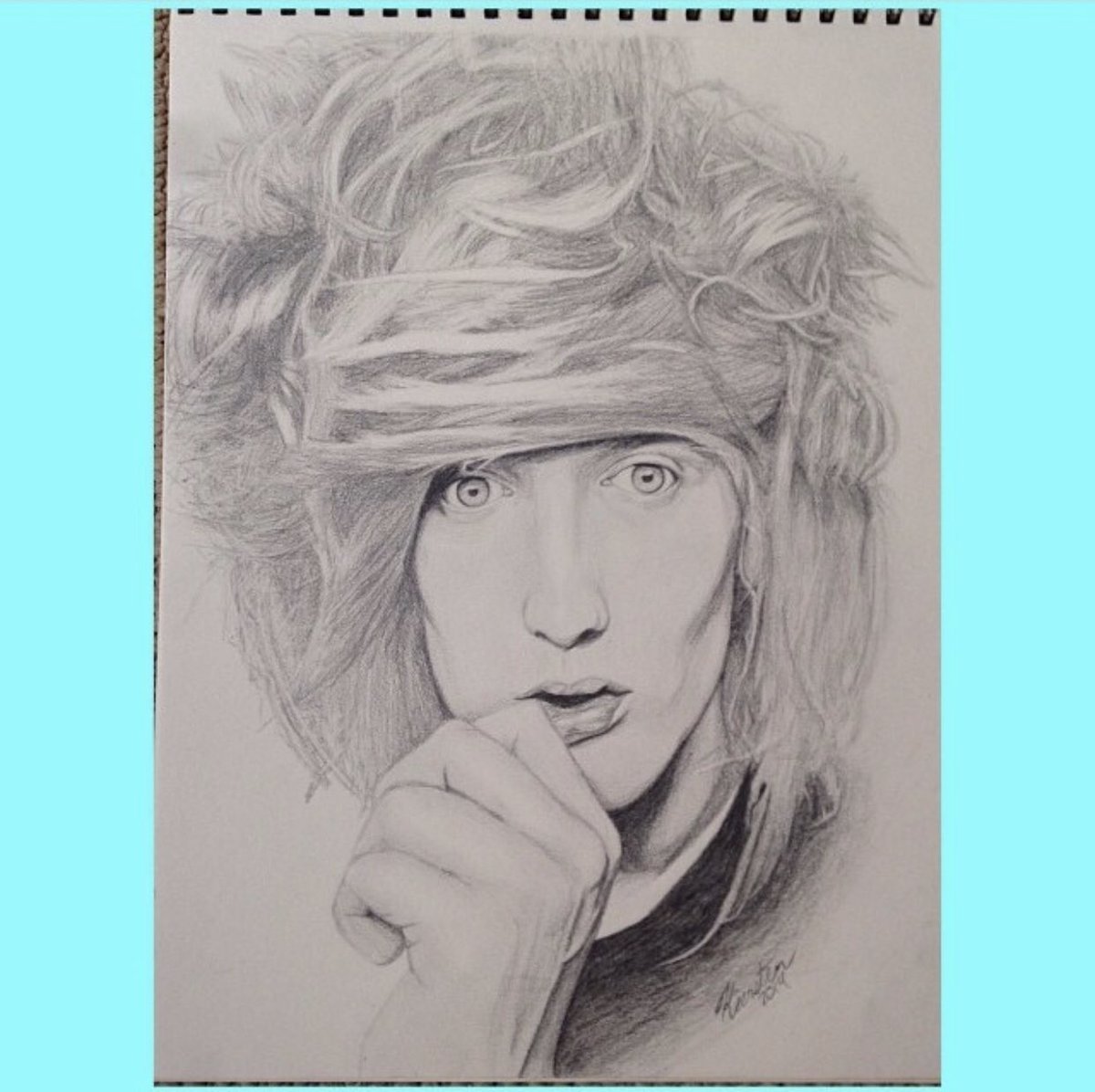 ThatKierstenKid's tweet photo. @VEE3RDEYE Well, I drew this picture back in 2014 so it’s been at least that long 😯 https://t.co/ZNwZmGWJzl