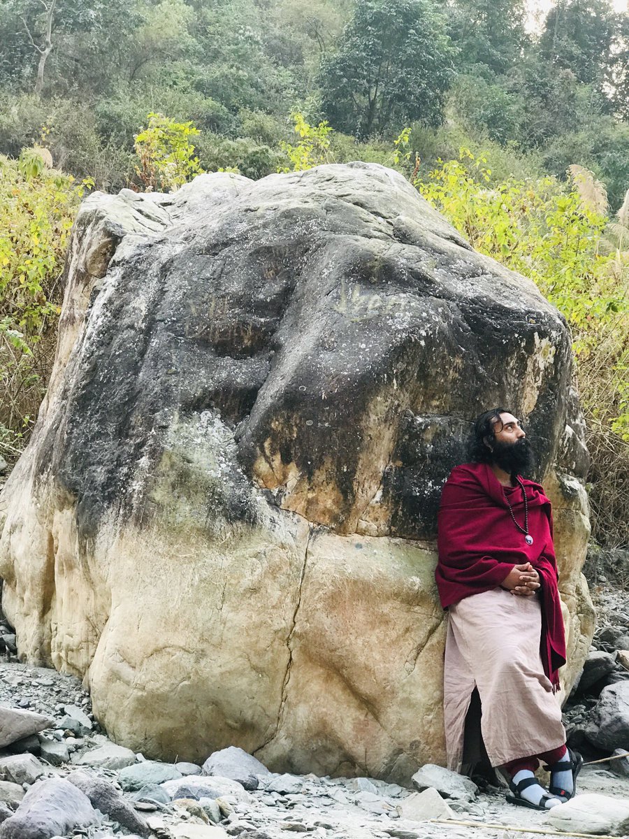 swamisubaschdr's tweet photo. If you truly love nature, you will find beauty everywhere.” "Nature always wears the colors of the spirit." "Look deep into nature, and then you will understand everything better.
Naman 🍀💜🙏
#swamisubashchandra #nature #osholovers #osholove #spirituality #spiritual #SPIRITUAL https://t.co/kQ2iDNaVCP