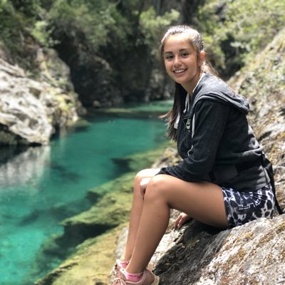 9277Cande's tweet photo. #NuevaFotoDePerfil https://t.co/sMjgHQVFso