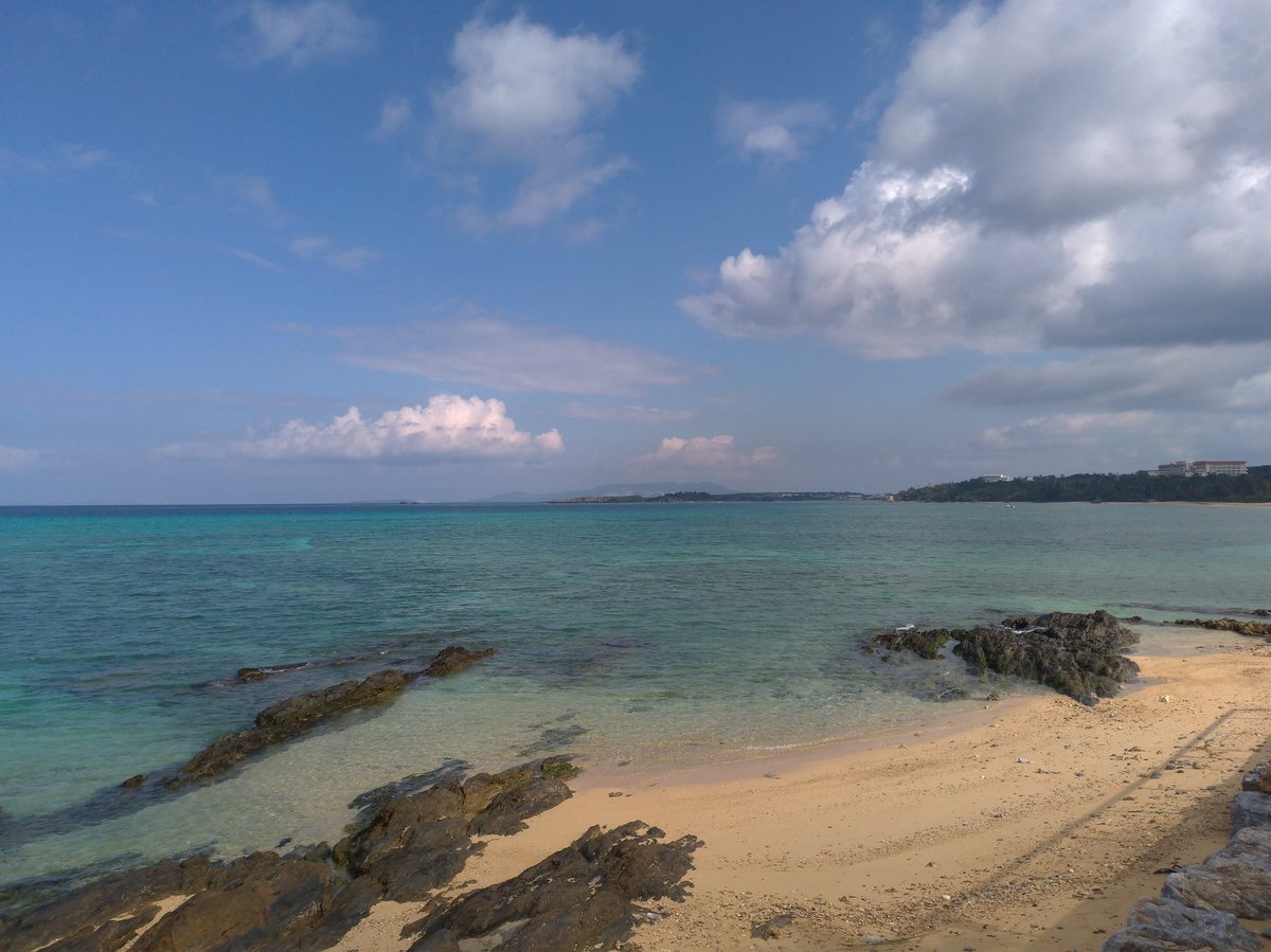 c_c_Boy_s's tweet photo. 恩納村の辺り走ってます。
久しぶりの良い天気で気持ち良い〜🤩

#沖縄 #沖縄のうみ #沖縄の風景 #ccboys  #ccboy.s #ccboysstore #シーシーボーイズ #座りーしょんガード #トイレトレーニング https://t.co/STg7hxaKH8