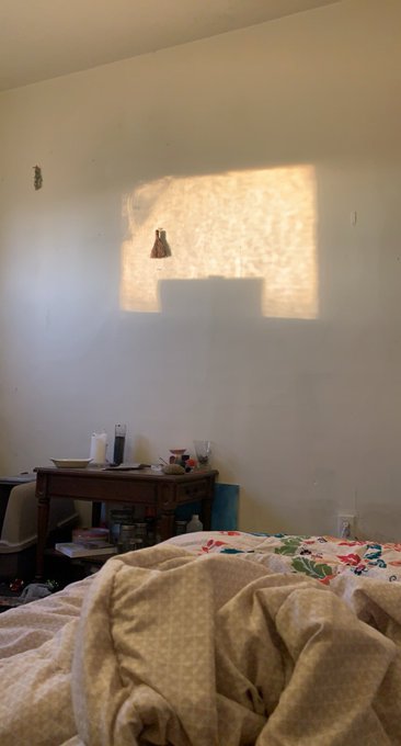 Cozy 🥰 https://t.co/AXqQscUvii