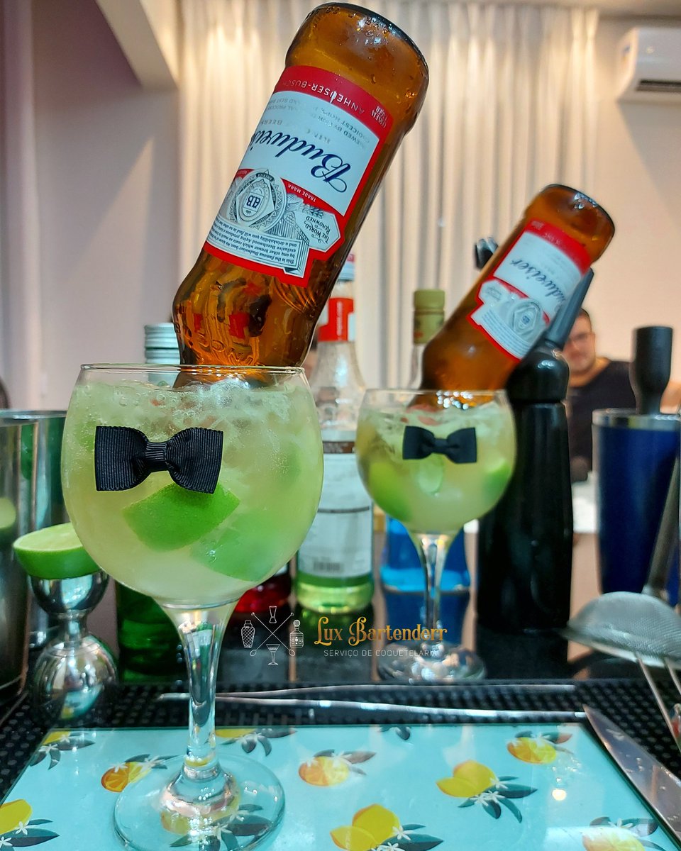 luxbartenderr's tweet photo. Aceita uma caipiroska ou uma cerveja? Ou prefere as duas num só drink? CAIPICERVA 🍹
#luxbartenderr #boavistarr https://t.co/H7UqV2rfoc