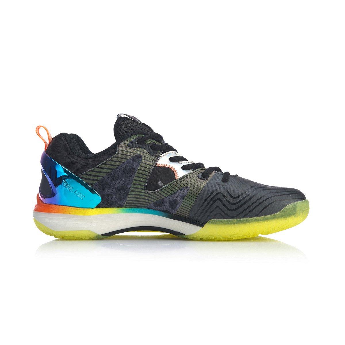 lining_funport's tweet photo. LI-NING
ユニシューズ
AYAQ003-3
3E
ローカット

本体定価:¥16,000+税
#リーニン　https://t.co/Hwcfon2oYl